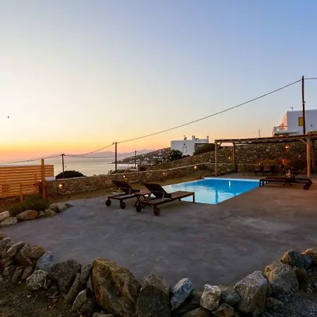 Nikoi Mykonos Town